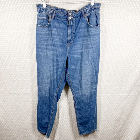 American Eagle Dark Wash Paperbag High Rise Mom Jeans - Picture 1 of 5